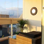Modern With Sauna, Near Transit Hub/dixi Apartment