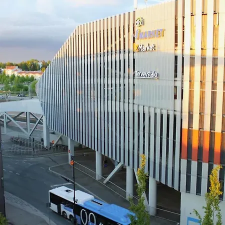 Modern With Sauna, Near Transit Hub/dixi * Vantaa