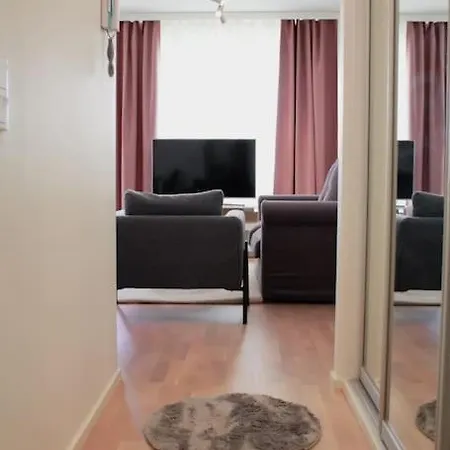Modern With Sauna, Near Transit Hub/dixi Huoneisto