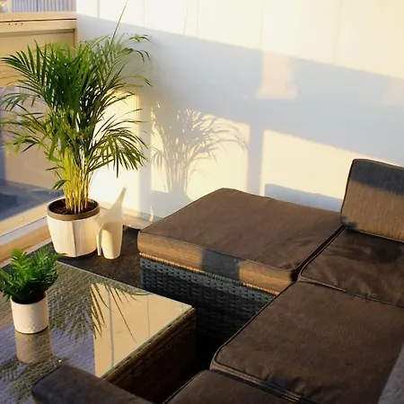 Huoneisto Modern With Sauna, Near Transit Hub/dixi